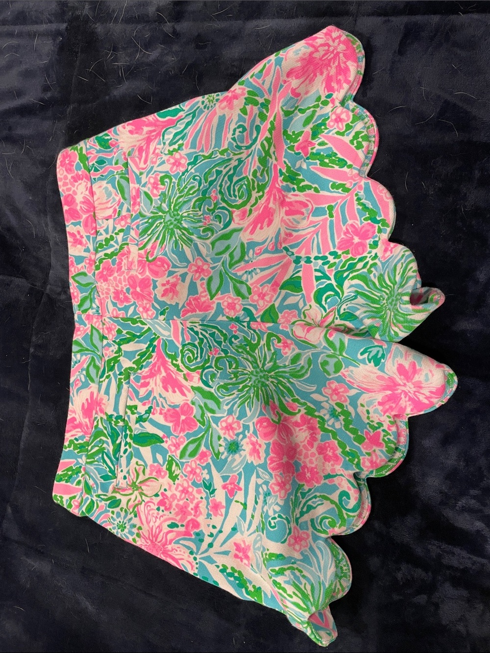 Lilly Pulitzer buttercup knit shorts - Picture 4 of 6